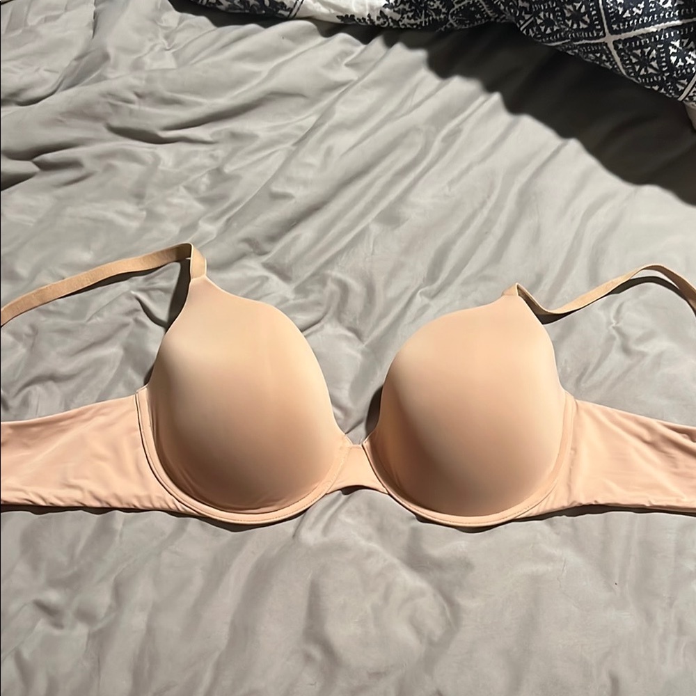 Seamless Nude Bra